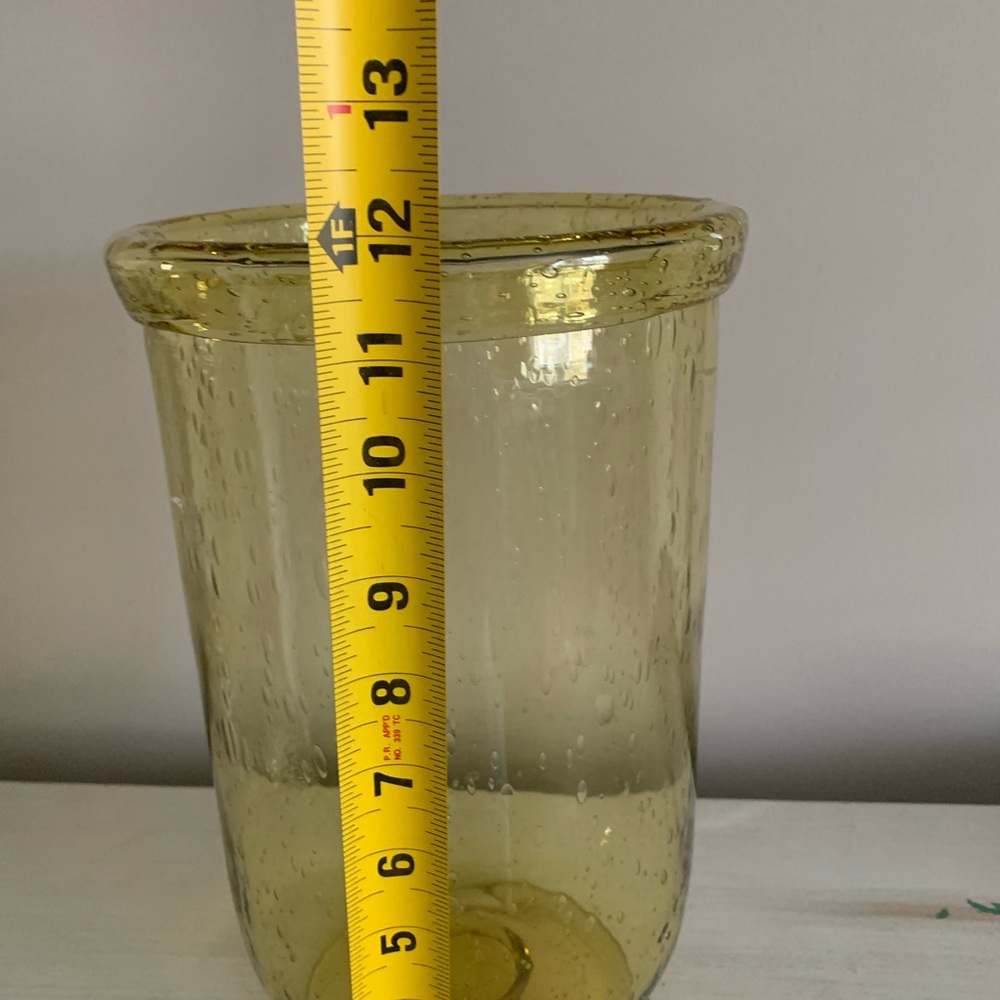 Vase - Picture 3 of 4